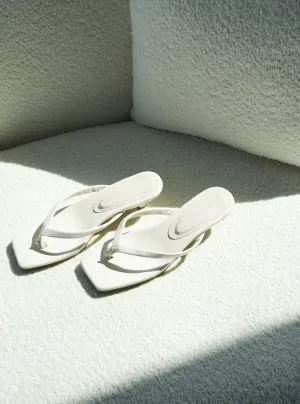 Amy Kitten Heels | Ivory