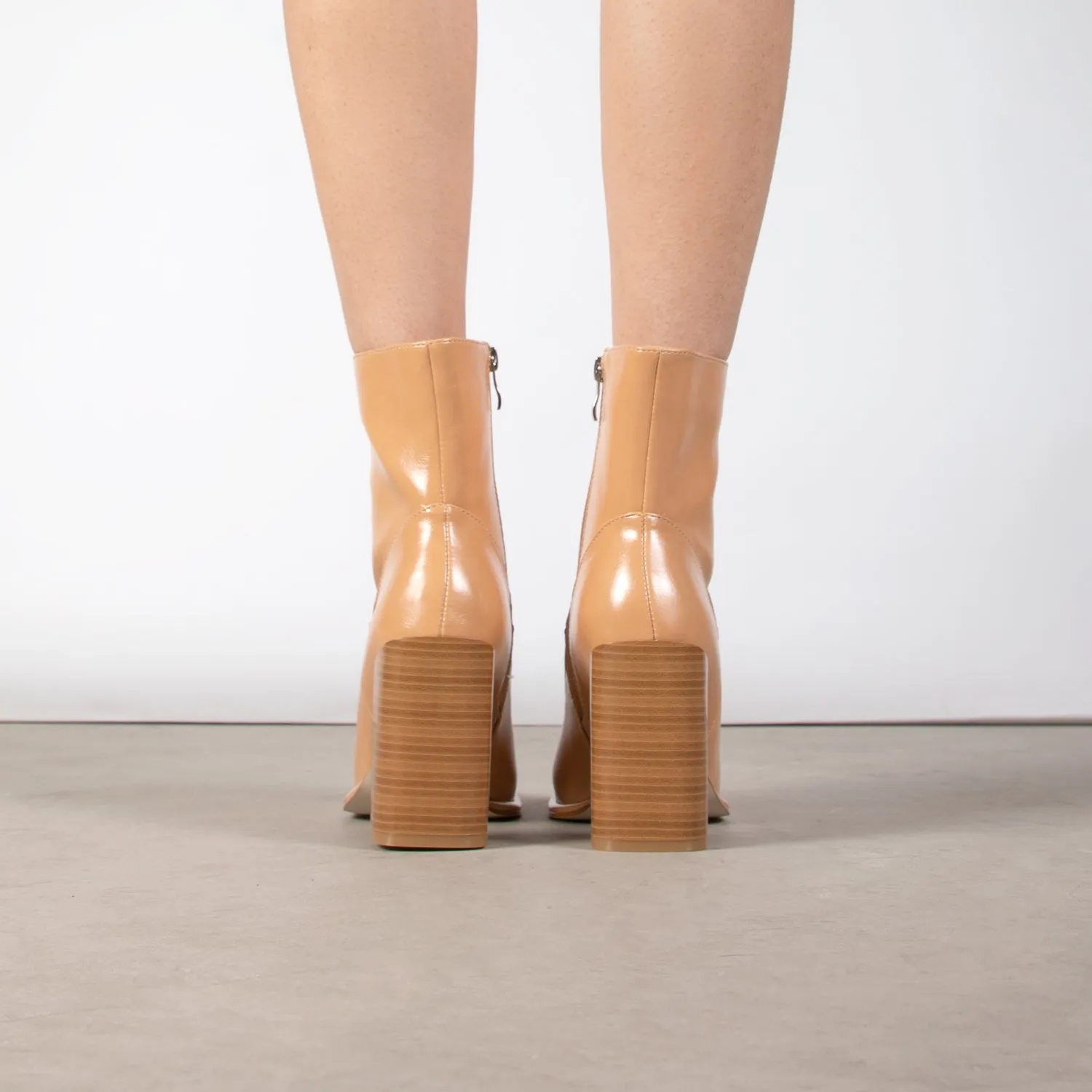RAID Jennyl Ankle Boot in Sand